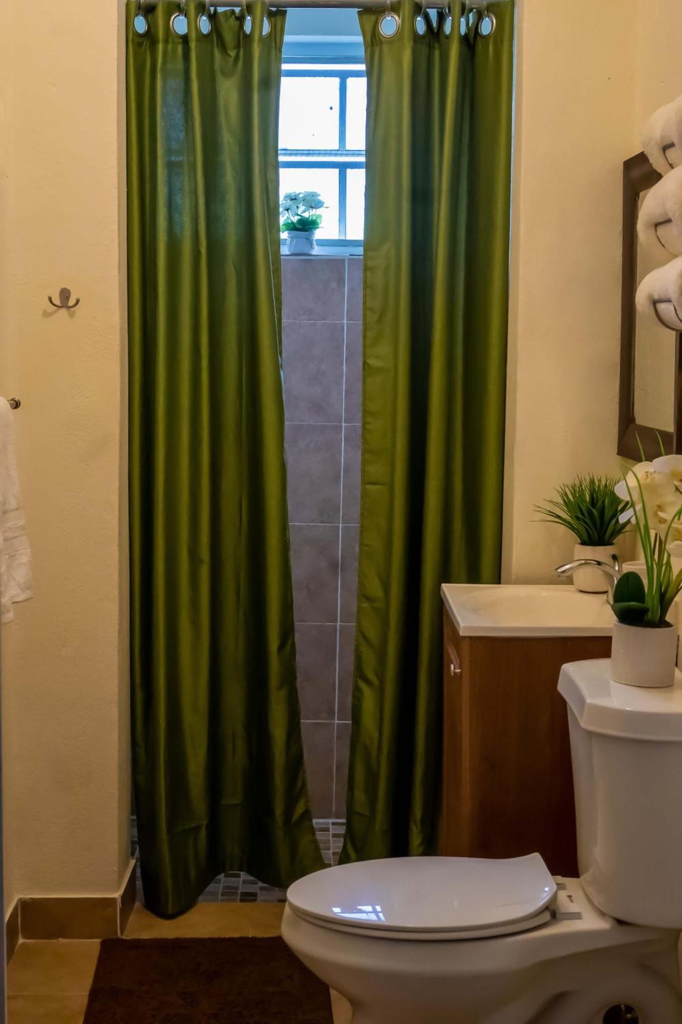 A Taste Of Paradise - Vacation Close To Us Embassy & Restaurants Appartement Nassau